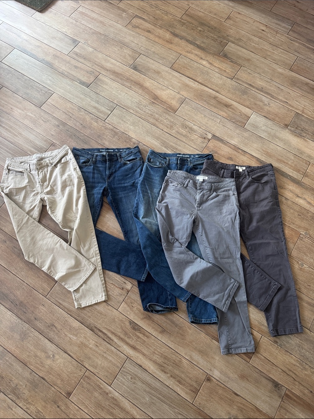Amazon Essentials Men's Chinos & Jeans - Beige, Blue, Gray, Charcoal
